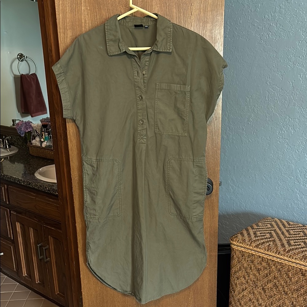 GAP Casual Olive Shirt Dress